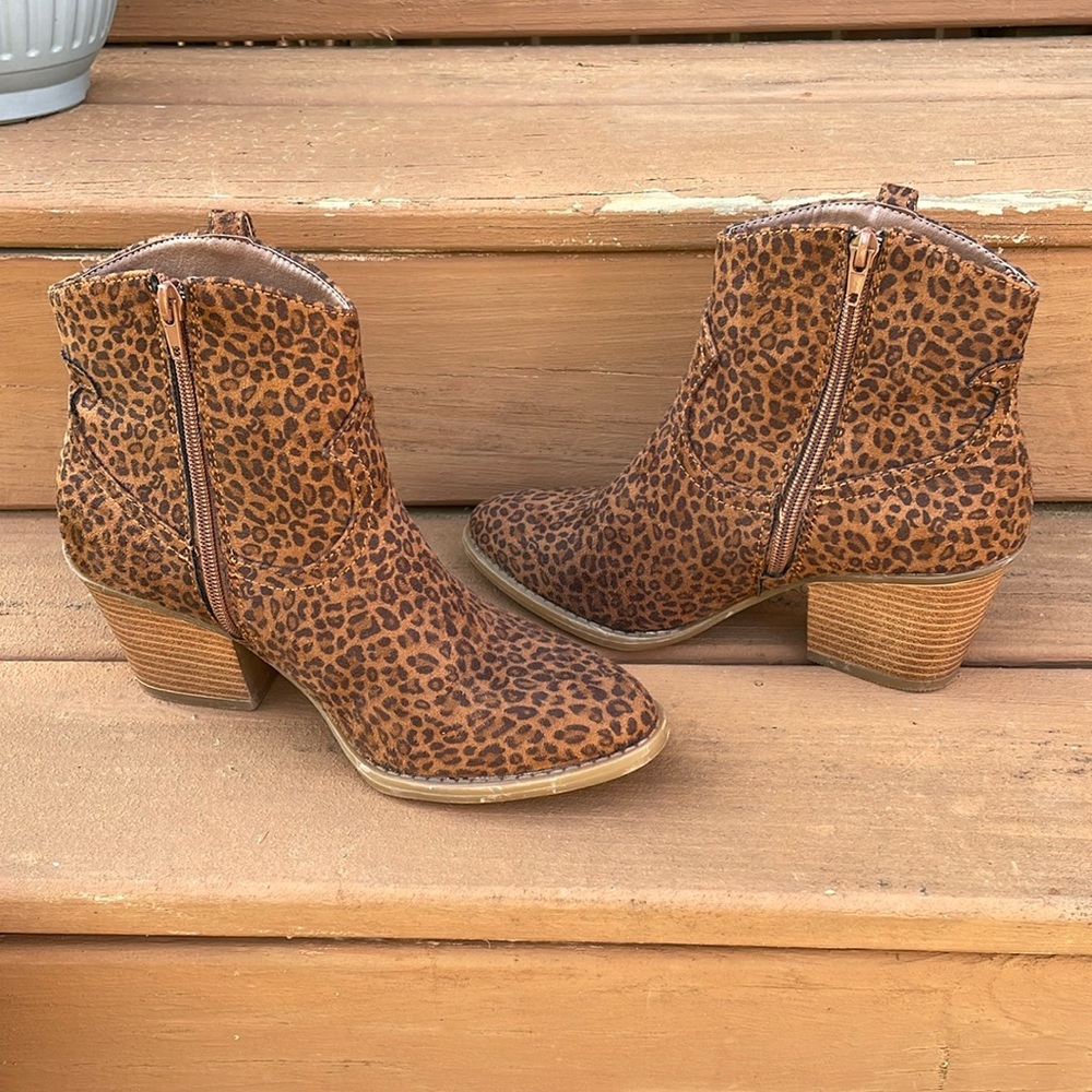 Sugar TULA bootie
